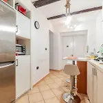 Nfa Nikyfigurellapartament Apartman *