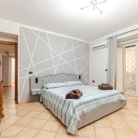 Nfa Nikyfigurellapartament Apartment Naples