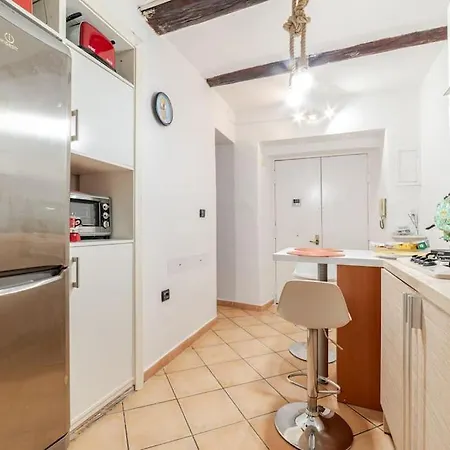 Nfa Nikyfigurellapartament דירה *