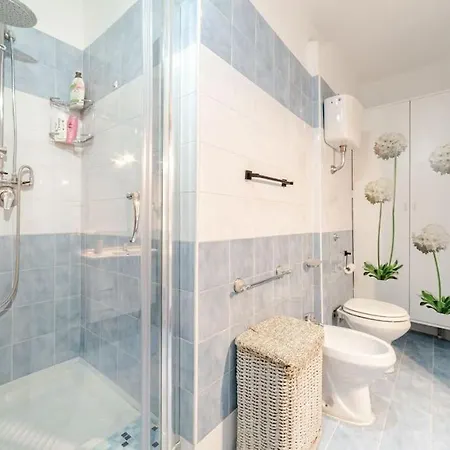 דירה Nfa Nikyfigurellapartament *