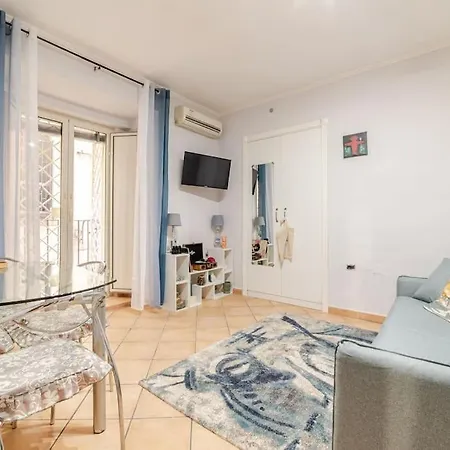 דירה Nfa Nikyfigurellapartament